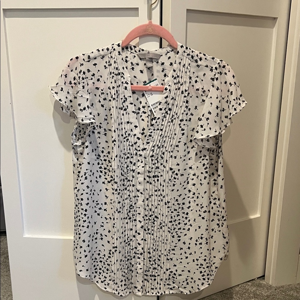 H&M Black and White Flutter Sleeve Blouse